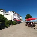 Faehrblick - Direkt Am Wasser Отель