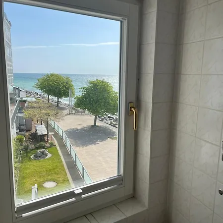 Faehrblick - Direkt Am Wasser *