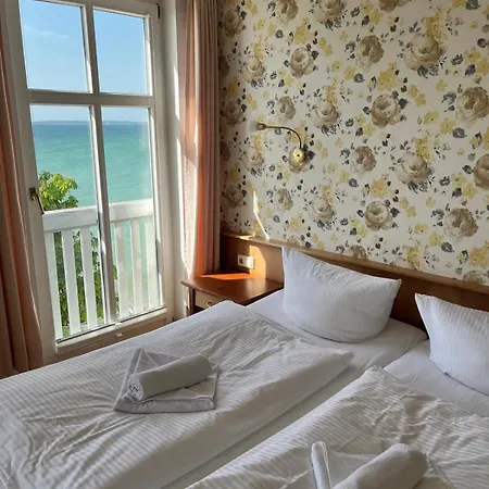 Faehrblick - Direkt Am Wasser Hotel Sassnitz