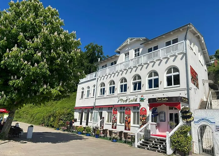 Faehrblick - Direkt Am Wasser *